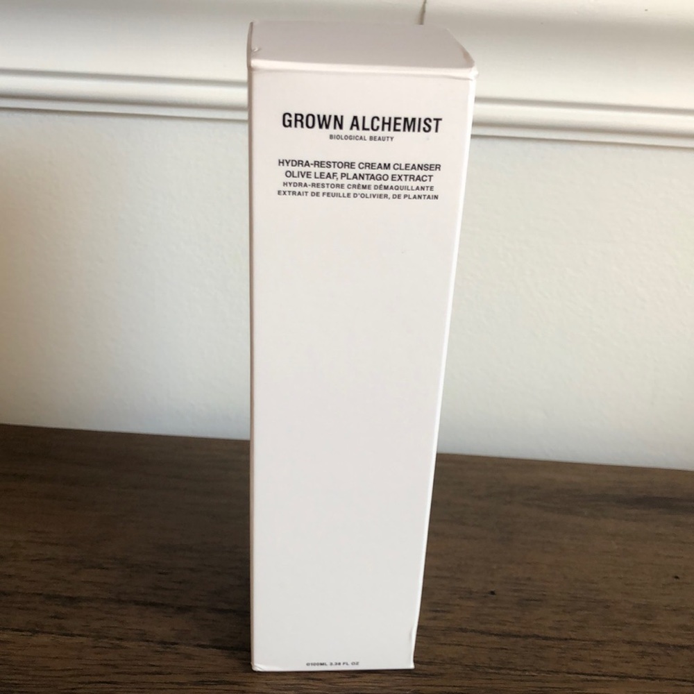 NEW Grown Alchemist hydra-restore cream cleanser
